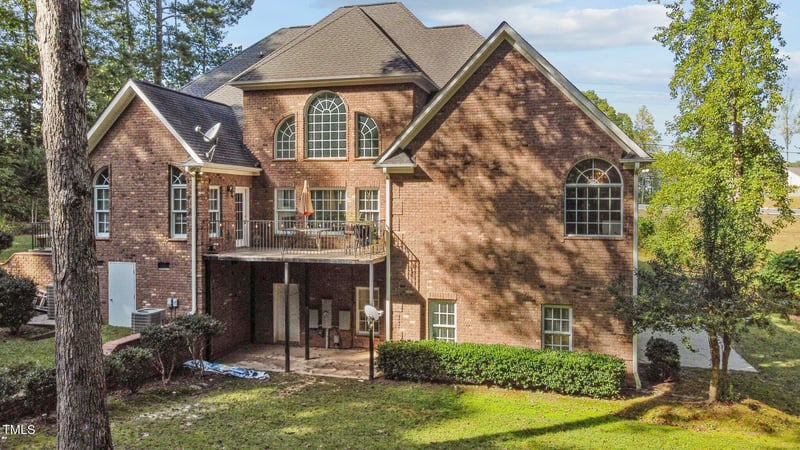 3432 Nc 42 , Clayton, NC 27527