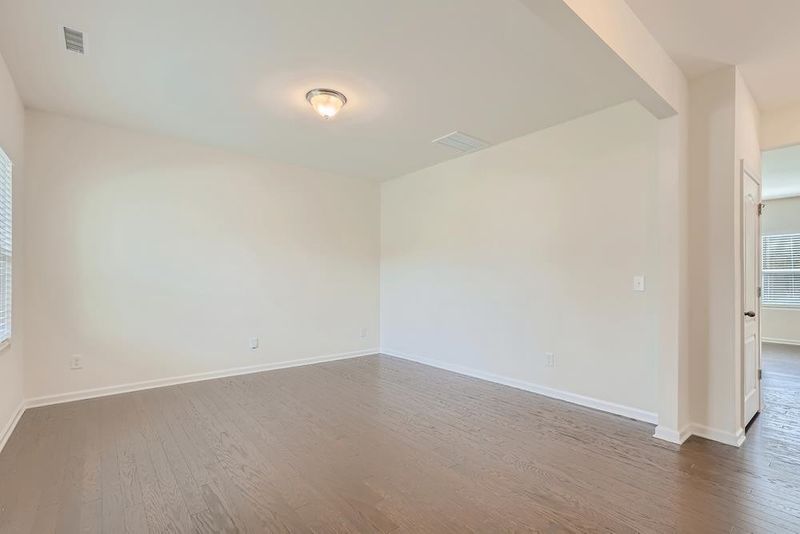 3433 Barn Rd, Apex, NC 27502