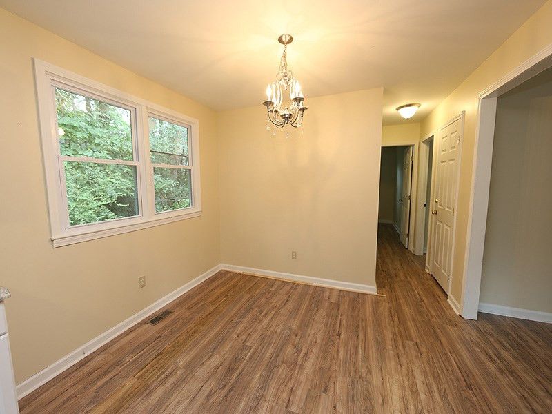 3433 Cheyenne Dr, Raleigh, NC 27609