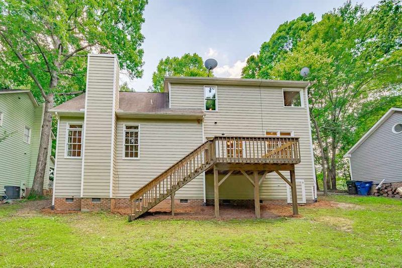 3433 Singleleaf Ln, Raleigh, NC 27616