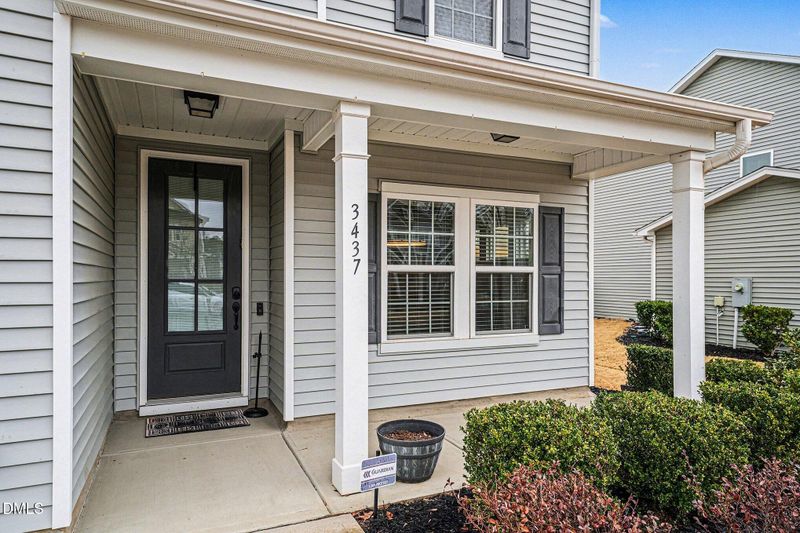 3437 Longleaf Estates Dr, Raleigh, NC 27616