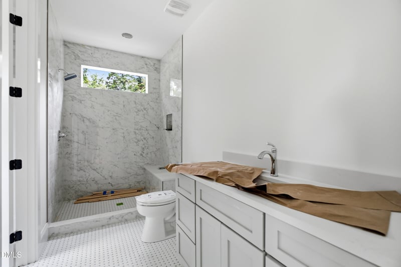 3438 Leonard St, Raleigh, NC 27607