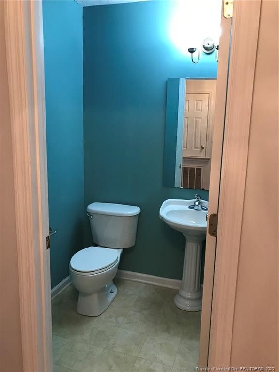 344 Crown Point, Sanford, NC 27332