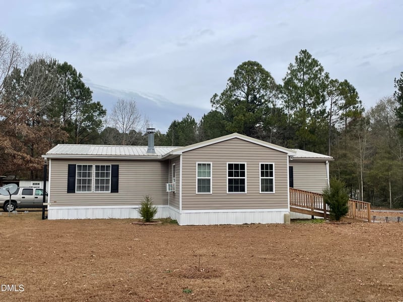 344 Pine Needles Dr, Lillington, NC 27546