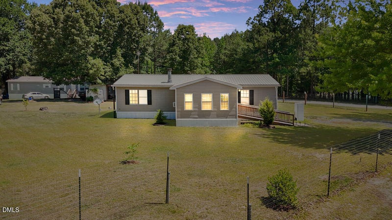 344 Pine Needles Dr, Lillington, NC 27546