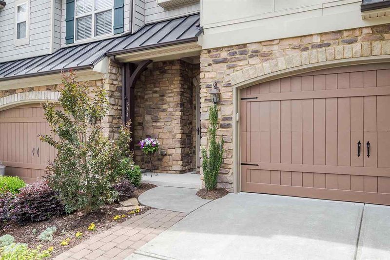 344 Sunstone Dr, Cary, NC 27519