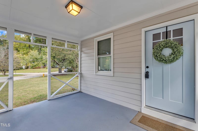 3440 Apache Dr, Raleigh, NC 27609