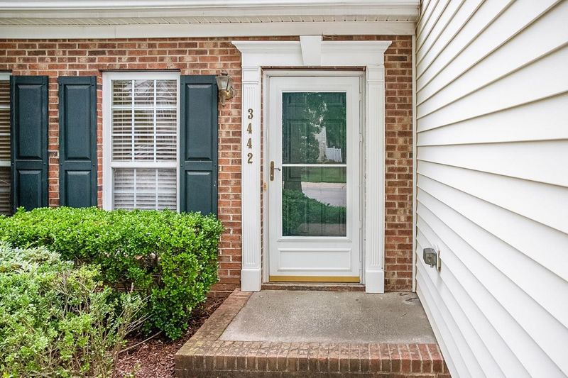 3442 Archdale Dr, Raleigh, NC 27614