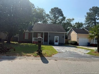 3445 Lubbock Dr, Hope Mills, NC 28348