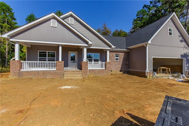 3448 Oakbury Rd, Burlington, NC 27215