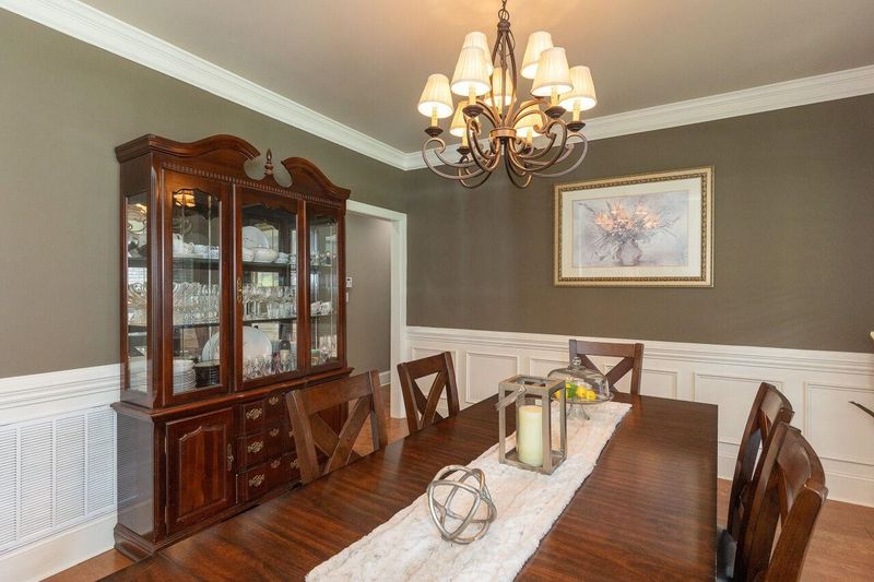 345 Avocet Ln, Clayton, NC 27520
