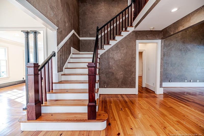 345 Camelot Ln, Sanford, NC 27330