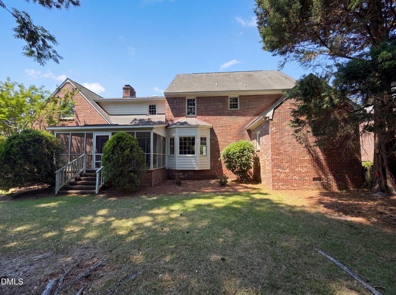 345 Courtyard Ln, Fayetteville, NC 28303