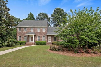 345 Courtyard Ln, Fayetteville, NC 28303