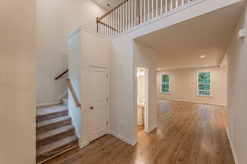 345 Glenloft Dr, Youngsville, NC 27596