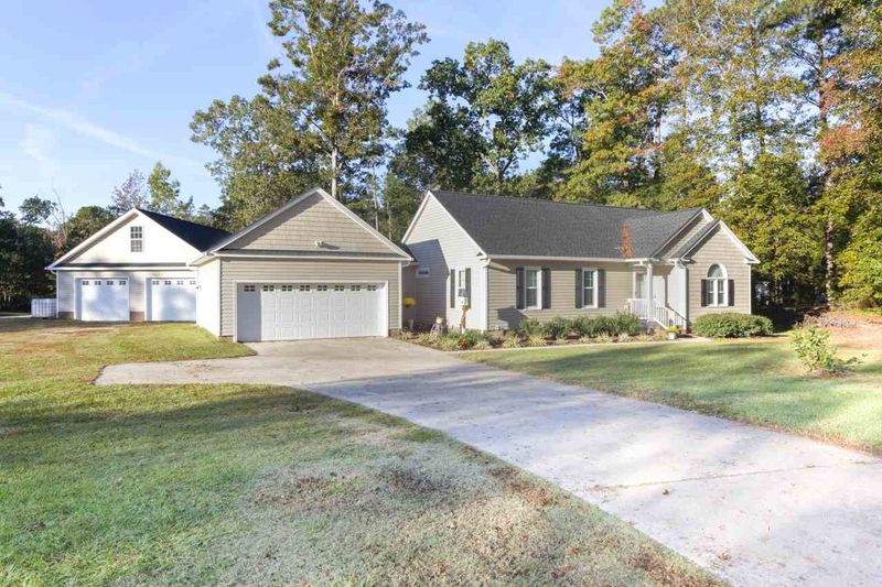 345 Kinnis Creek Dr, Angier, NC 27501