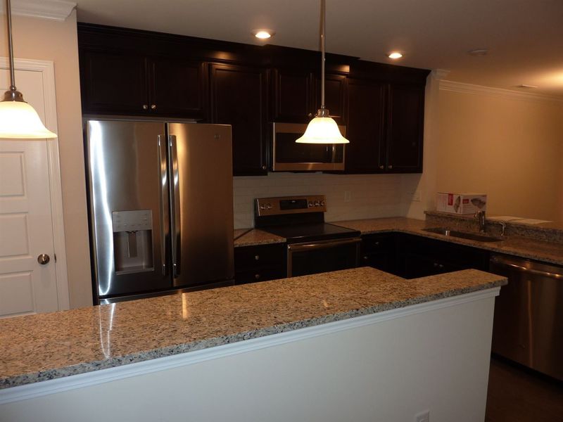 345 Spicebush Cir, Hillsborough, NC 27278