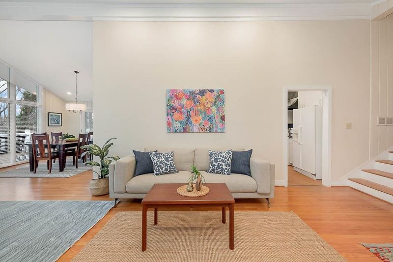 345 Tenney Cir, Chapel Hill, NC 27517