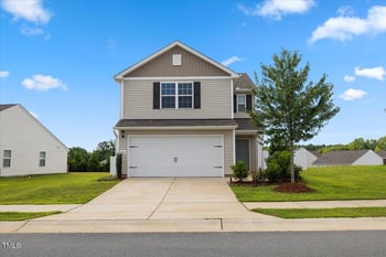 345 Windbreak Ln, Youngsville, NC 27596