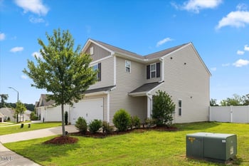 345 Windbreak Ln, Youngsville, NC 27596