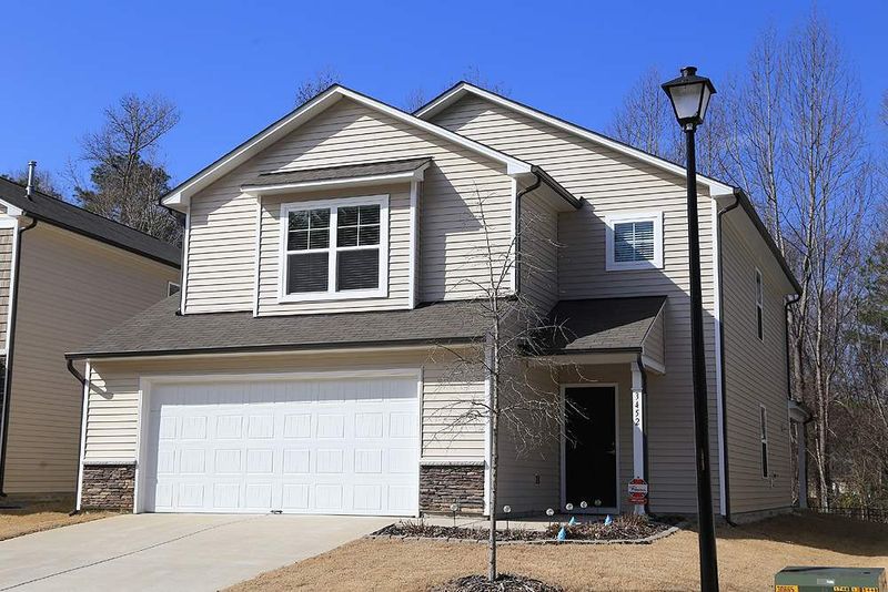 3452 Althorp Dr, Raleigh, NC 27616