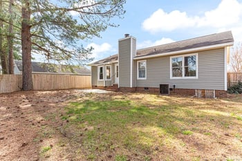 3453 Lubbock Dr, Hope Mills, NC 28348