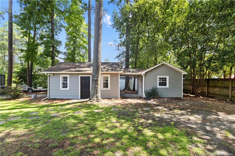 3455 Regiment Dr, Fayetteville, NC 28303