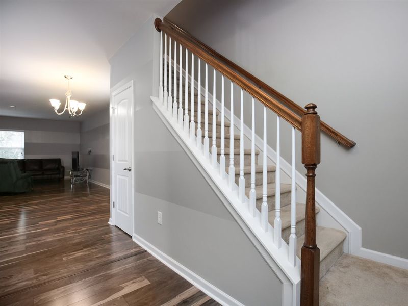 3456 Althorp Dr, Raleigh, NC 27616