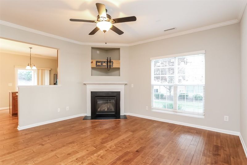 346 Anterbury Dr, Apex, NC 27502