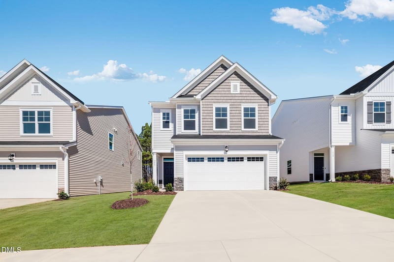346 Beachcomber Dr, Lillington, NC 27546