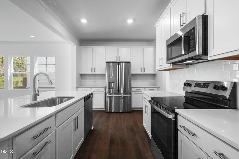 346 Beachcomber Dr, Lillington, NC 27546