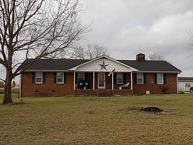 346 Benson Hardee Rd, Benson, NC 27504