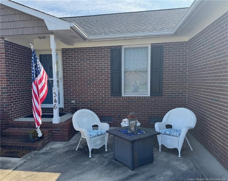 346 Grape Arbor Dr, Fayetteville, NC 28312