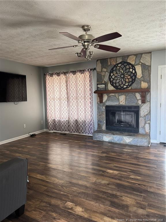 346 Grape Arbor Dr, Fayetteville, NC 28312