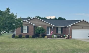 346 Grape Arbor Dr, Fayetteville, NC 28312