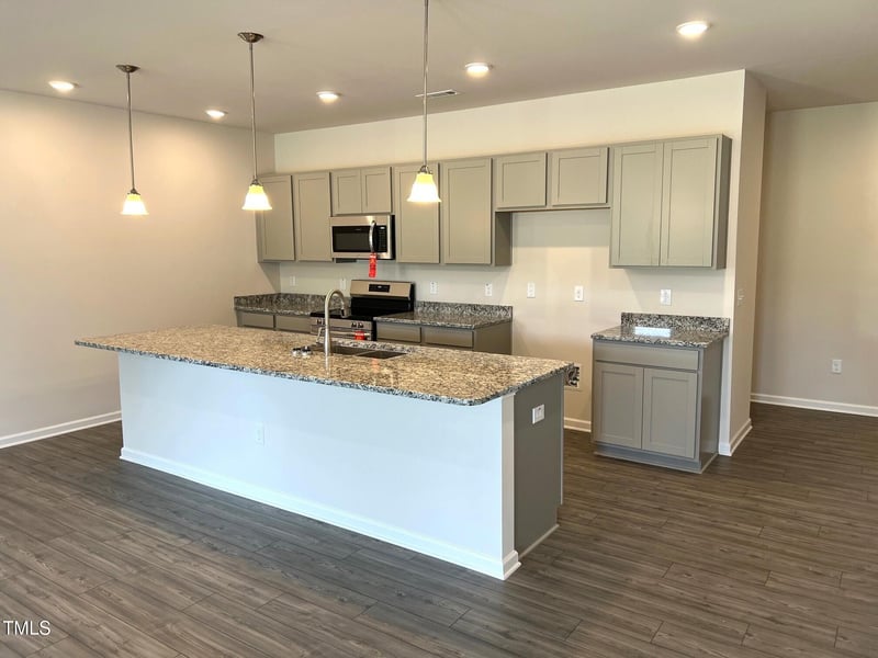 346 Olivia Crossing Ct, Four Oaks, NC 27524