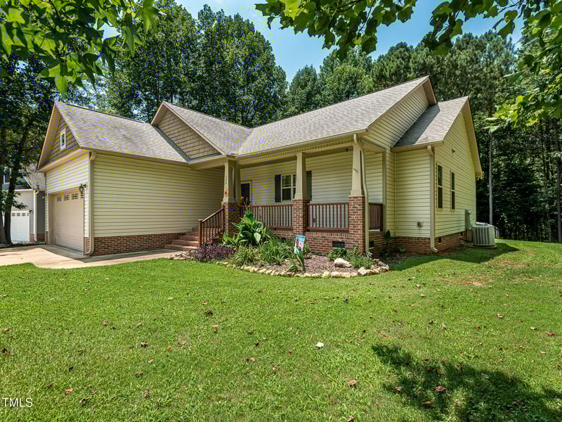 346 Silver Creek Dr, Clayton, NC 27520