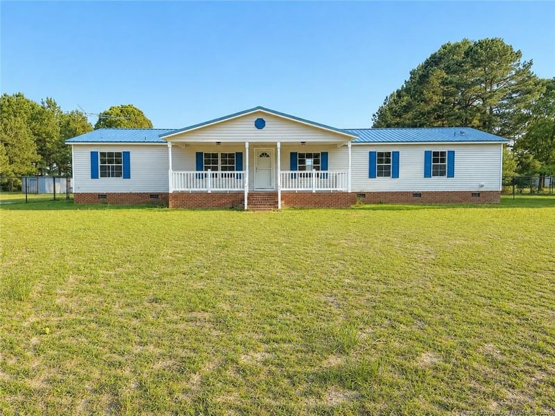 3460 Sunnydale Dr, Fayetteville, NC 28312