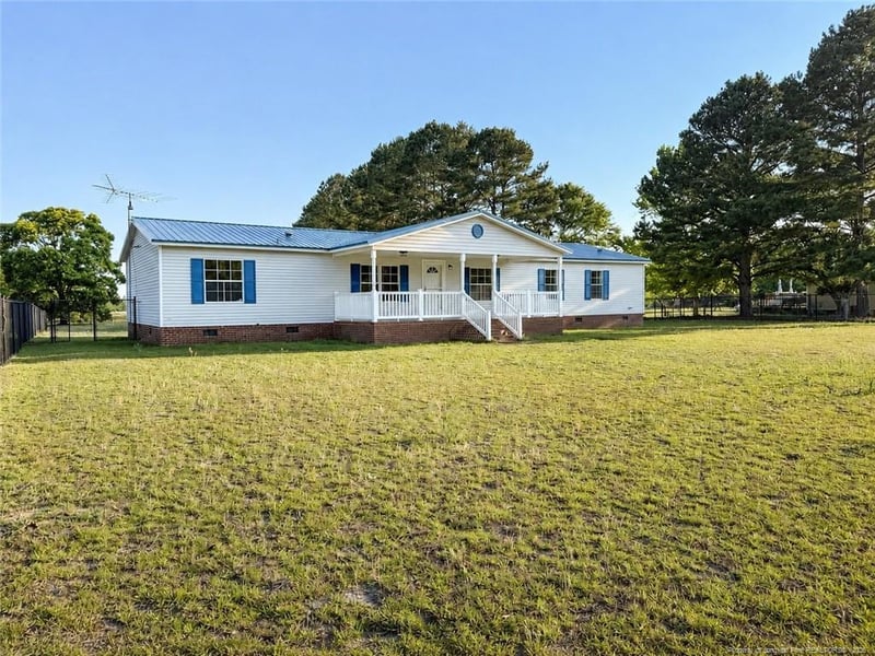 3460 Sunnydale Dr, Fayetteville, NC 28312