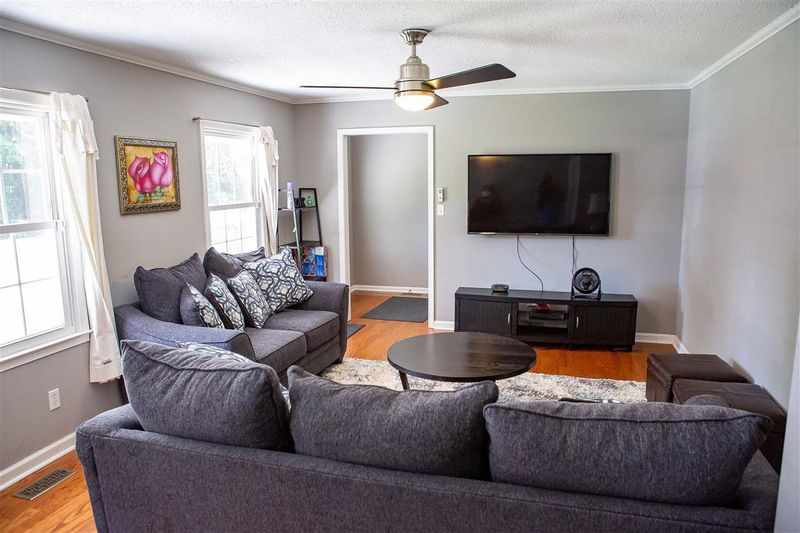3463 Hope Valley Rd, Durham, NC 27707