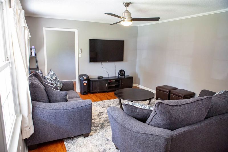 3463 Hope Valley Rd, Durham, NC 27707