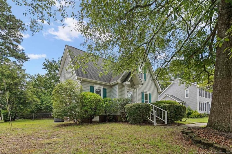 3464 Mcchoen Dr, Fayetteville, NC 28311