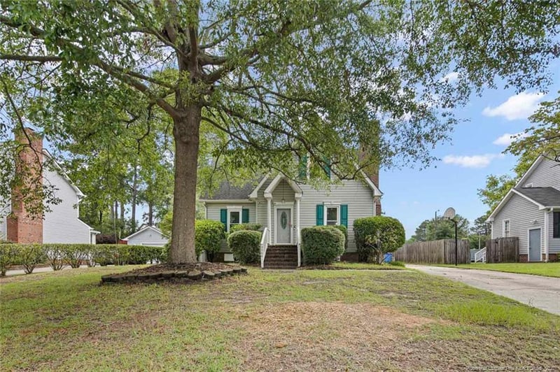 3464 Mcchoen Dr, Fayetteville, NC 28311