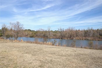 347 Croft Dr, Fayetteville, NC 28312