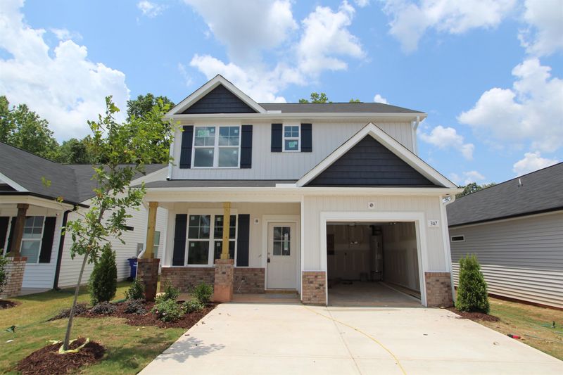 347 Sturgeon St, Smithfield, NC 27577