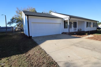 3472 Mine Creek Rd, Burlington, NC 27217