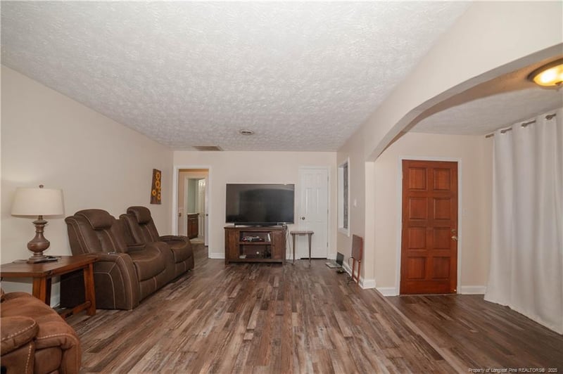 3474 Thorndike Dr, Fayetteville, NC 28311