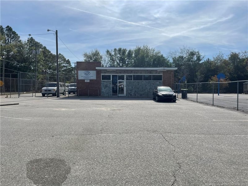 3475 Cumberland Rd, Fayetteville, NC 28306