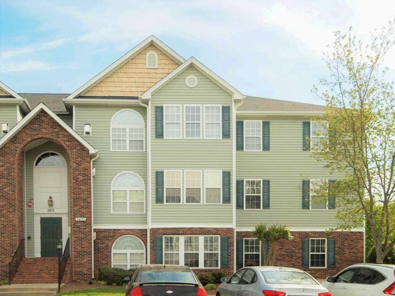 3475 Forestdale Dr #3D, Burlington, NC 27215