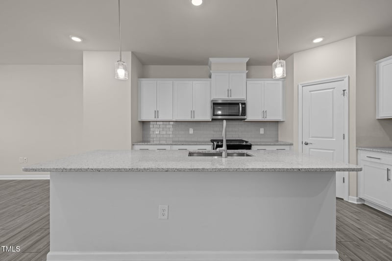 348 Abbots Mill Dr, Raleigh, NC 27603